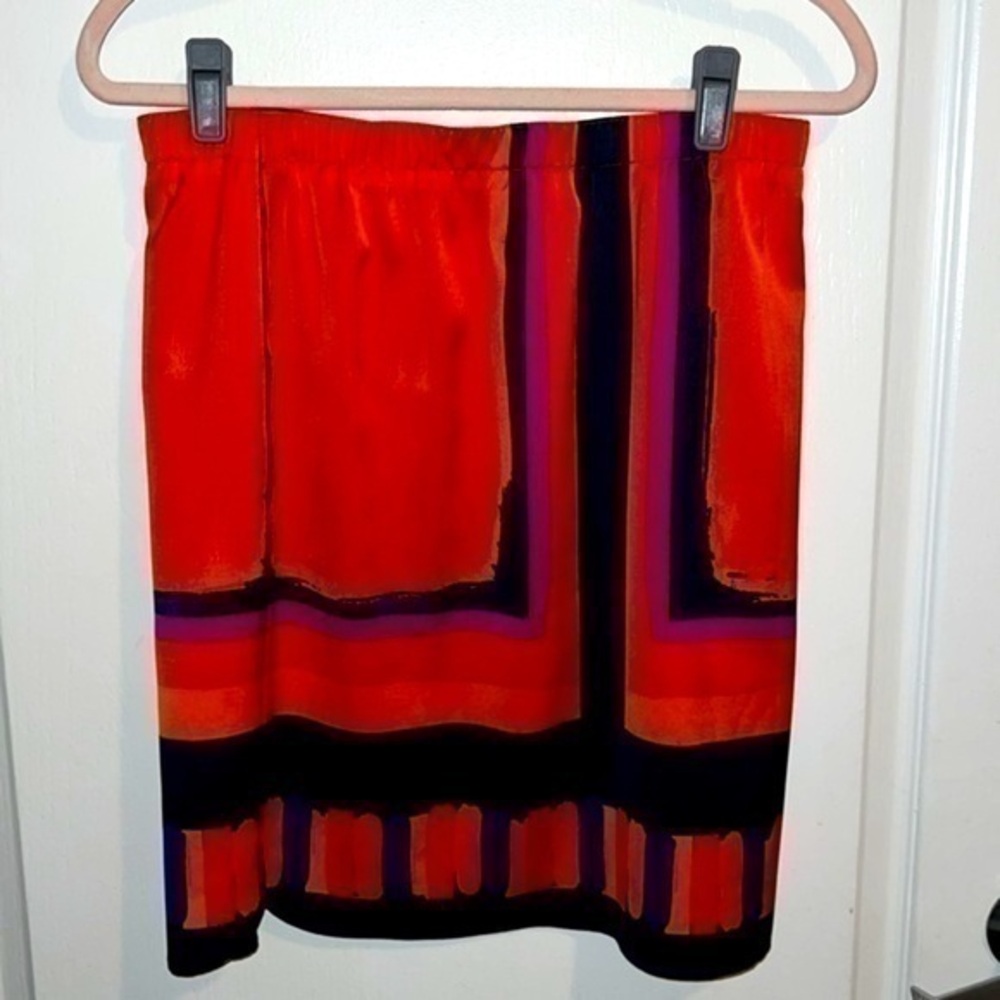 Ann Taylor mini skirt - size 6